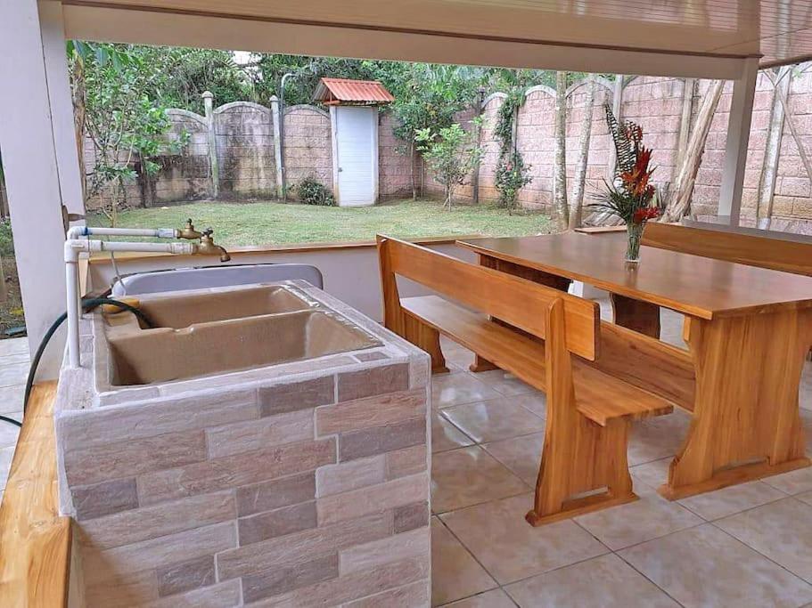 Tropical Bee Garden Holiday Houses Savegre Esterno foto
